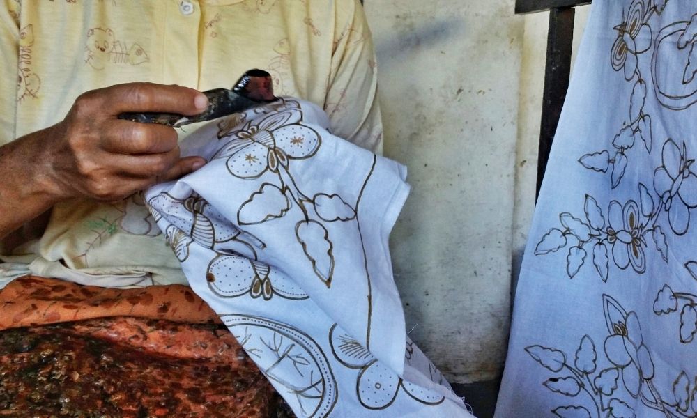 What Are Batiks, and What Are They Used for? - Lindley General Store