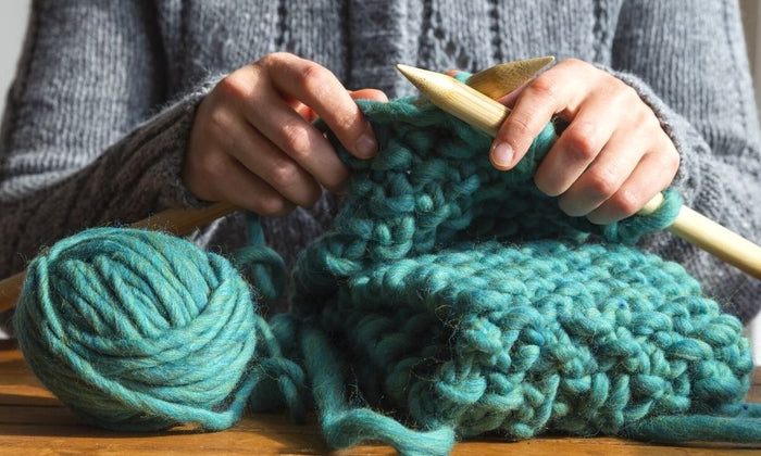 How to Knit an Infinity Scarf for Beginners - Lindley General Store
