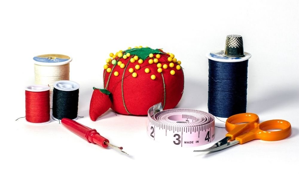 5 Must-Have Quilting Tools To Get the Job Done Right - Lindley General Store