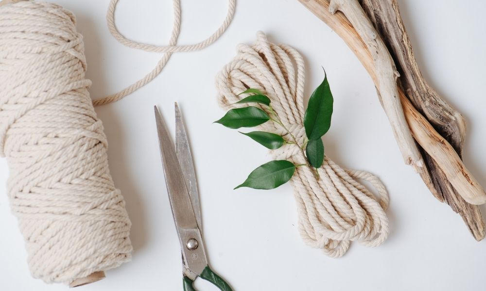 Essential Macramé Tips for Beginners