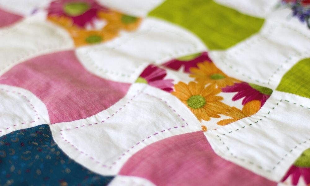 Accessories Needed To Keep Your Quilting Project Organized