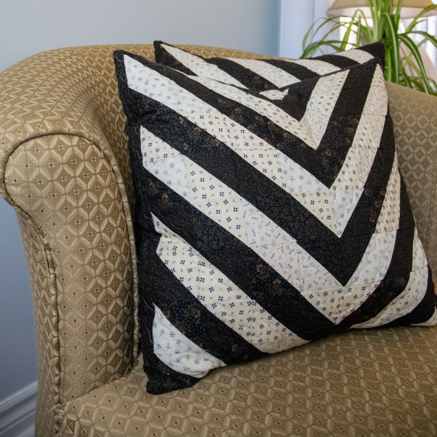 Pattern for Quilted Throw Pillows - Lindley General Store