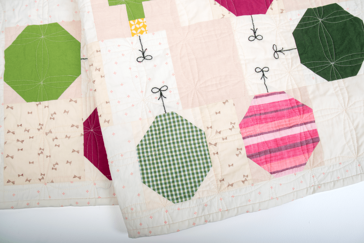 Gloria Christmas Table Runner Quilt Pattern